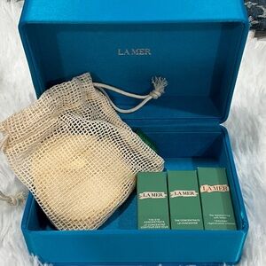La Mer Skincare Set in Teal Box - Green & Teal